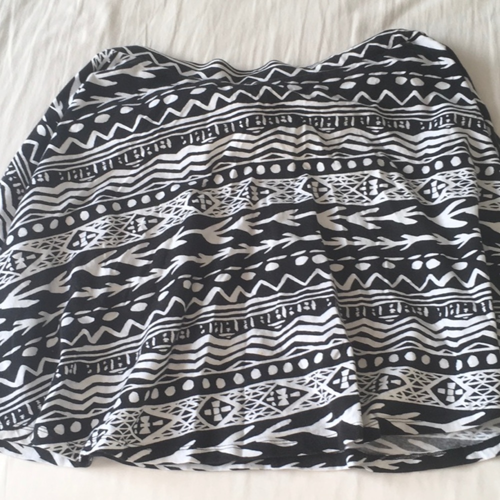 Black and white skirt. Pretty and unique pattern.
